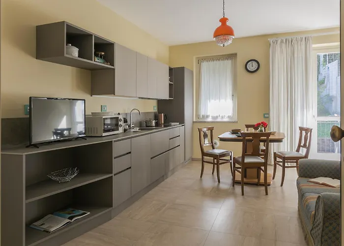 Rocca - Cav La Casa Di Rosa *